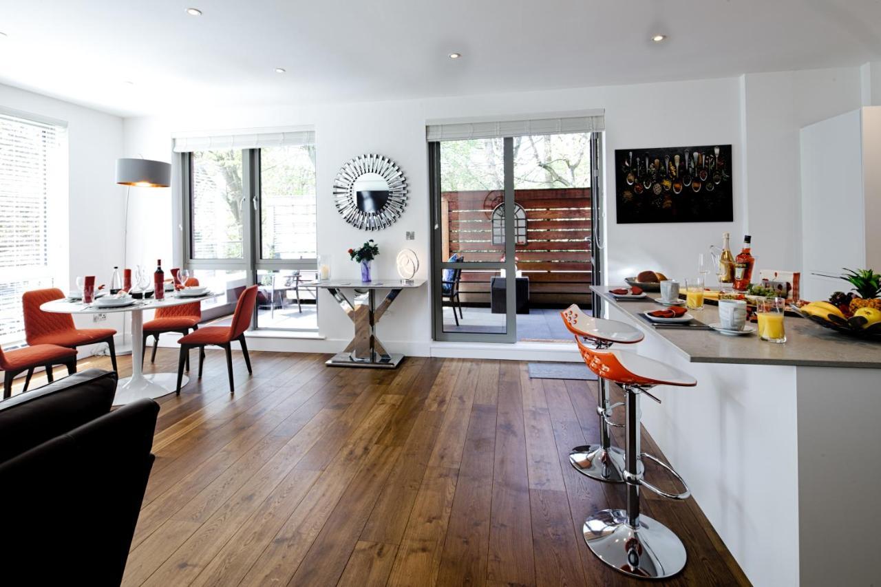 Springfield Four Apartment Harrogate Bagian luar foto