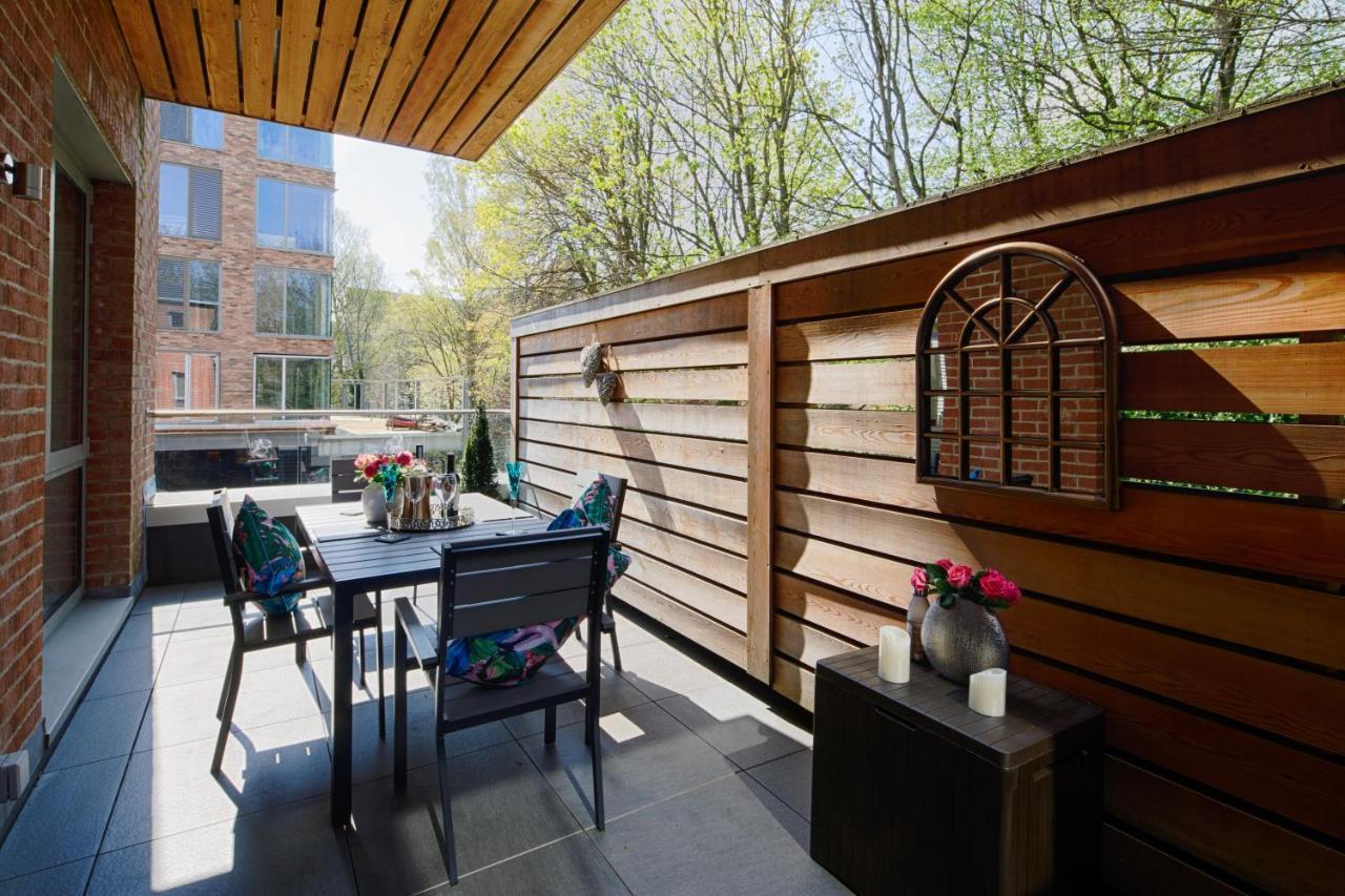 Springfield Four Apartment Harrogate Bagian luar foto
